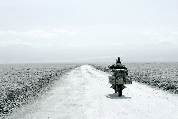 Photograph Ezra Gozo Mansur Going Nowere on One Eyeland